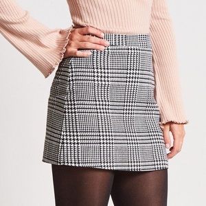 Forever 21 Houndstooth miniskirt